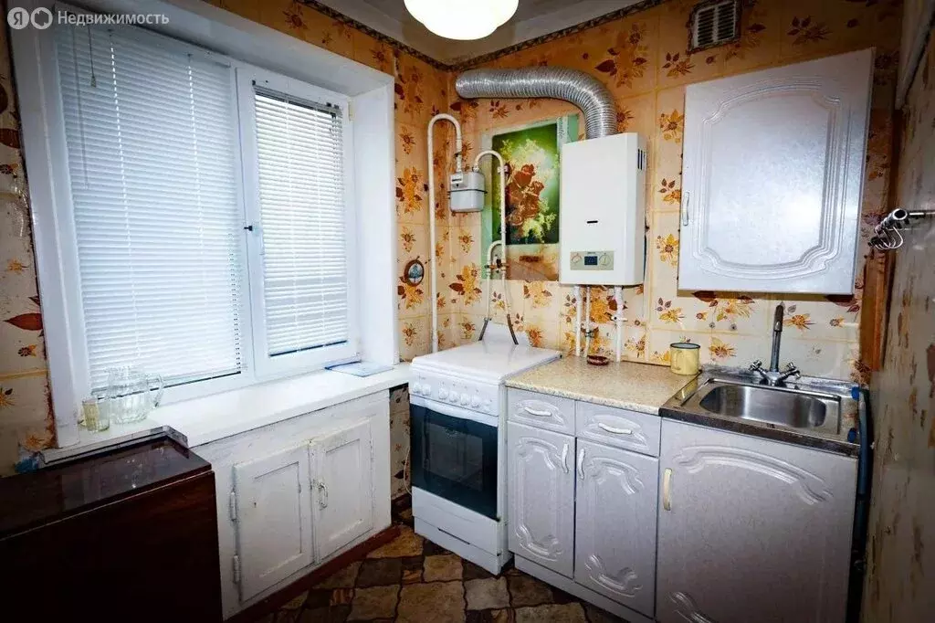 4-комнатная квартира: Малая Вишера, Пушкинская улица, 46 (60 м) - Фото 2