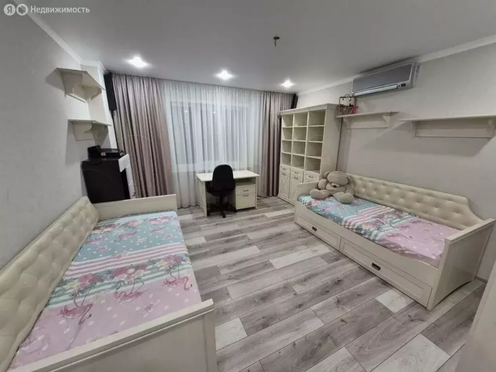 3-комнатная квартира: Воронеж, улица 45-й Стрелковой Дивизии, 259/14 ... - Фото 1