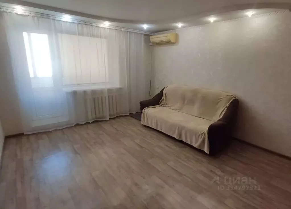 2-к кв. Саратовская область, Энгельс Саратовская ул., 57 (48.2 м) - Фото 0
