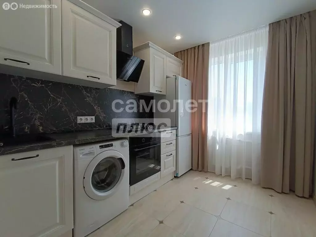 2-комнатная квартира: Славянск-на-Кубани, Красная улица, 37 (50 м) - Фото 1