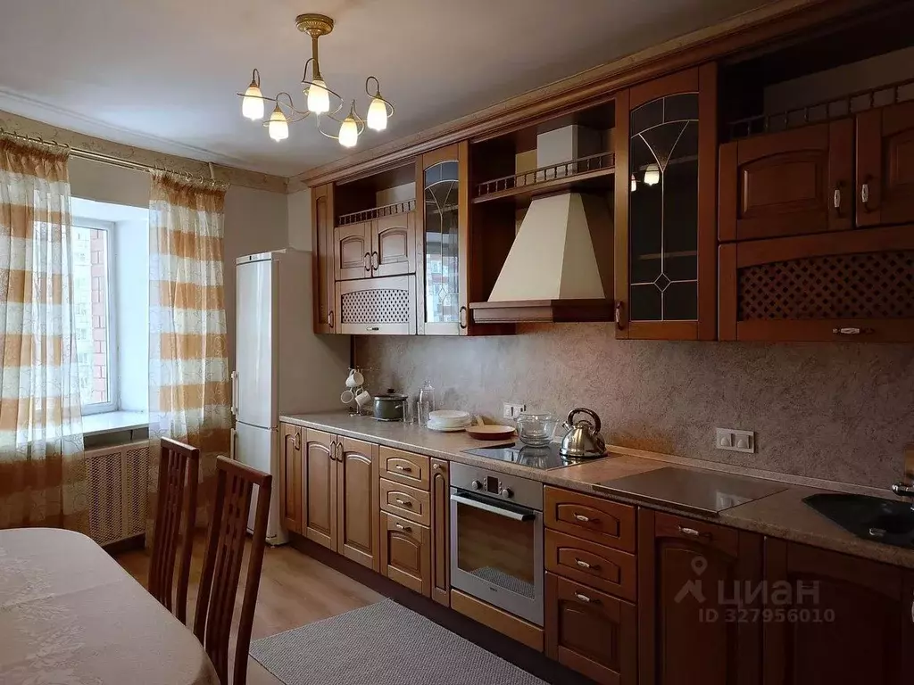 3-к кв. Пермский край, Пермь ул. Максима Горького, 49 (100.9 м) - Фото 1