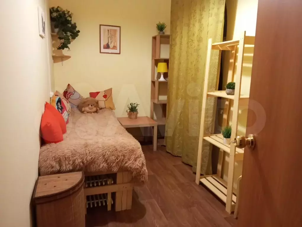 Комната 15 м в 3-к., 2/3 эт. - Фото 0
