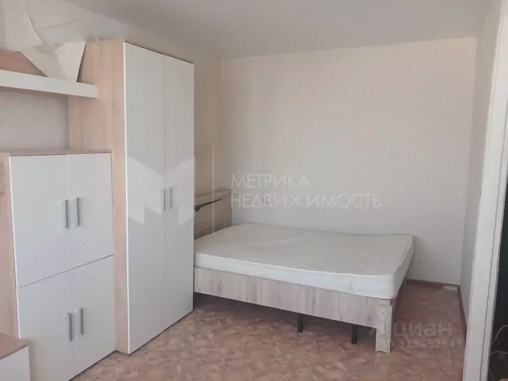 1-к кв. Тюменская область, Тюмень ул. 30 лет Победы, 115А (30.4 м) - Фото 0