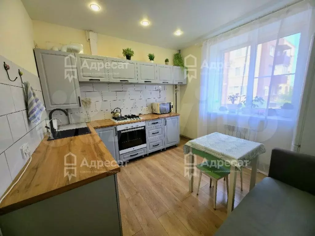 1-к. квартира, 37,7 м, 1/3 эт. - Фото 0
