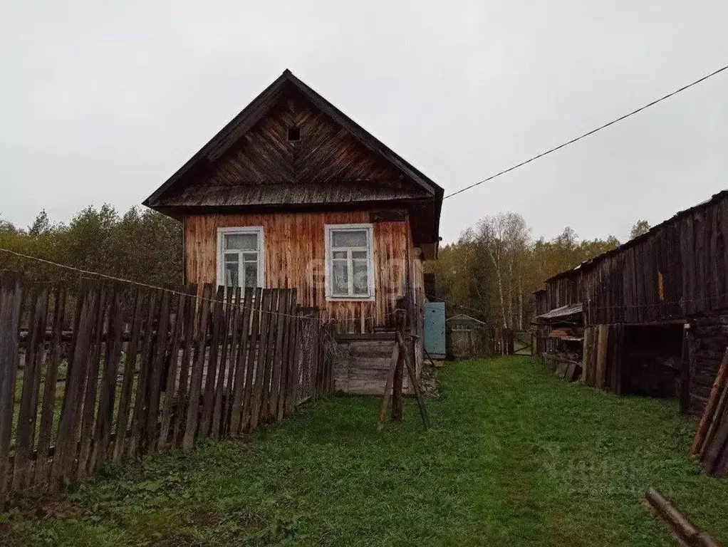 Дом в Удмуртия, Увинский район, с. Областная Северная ул. (21 м) - Фото 0