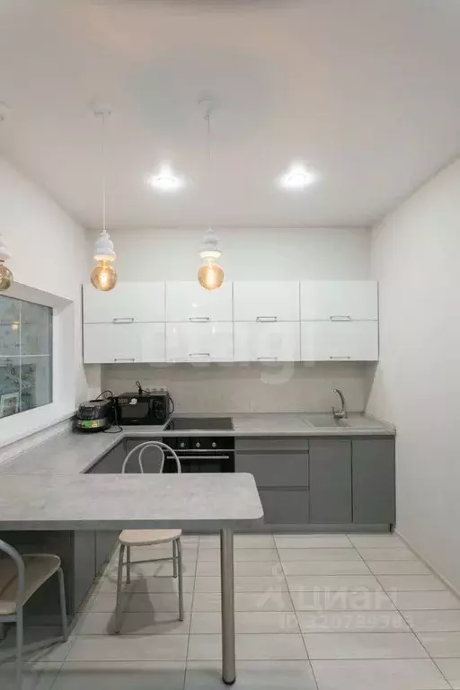 2-к кв. Иркутская область, Иркутск ул. Пискунова, 142/1 (55.6 м) - Фото 0