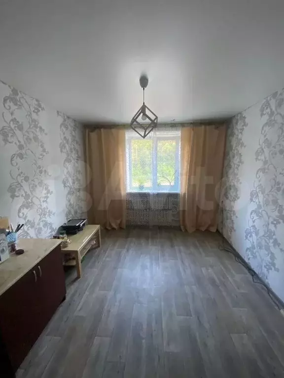 Комната 12,4 м в 3-к., 1/9 эт. - Фото 0