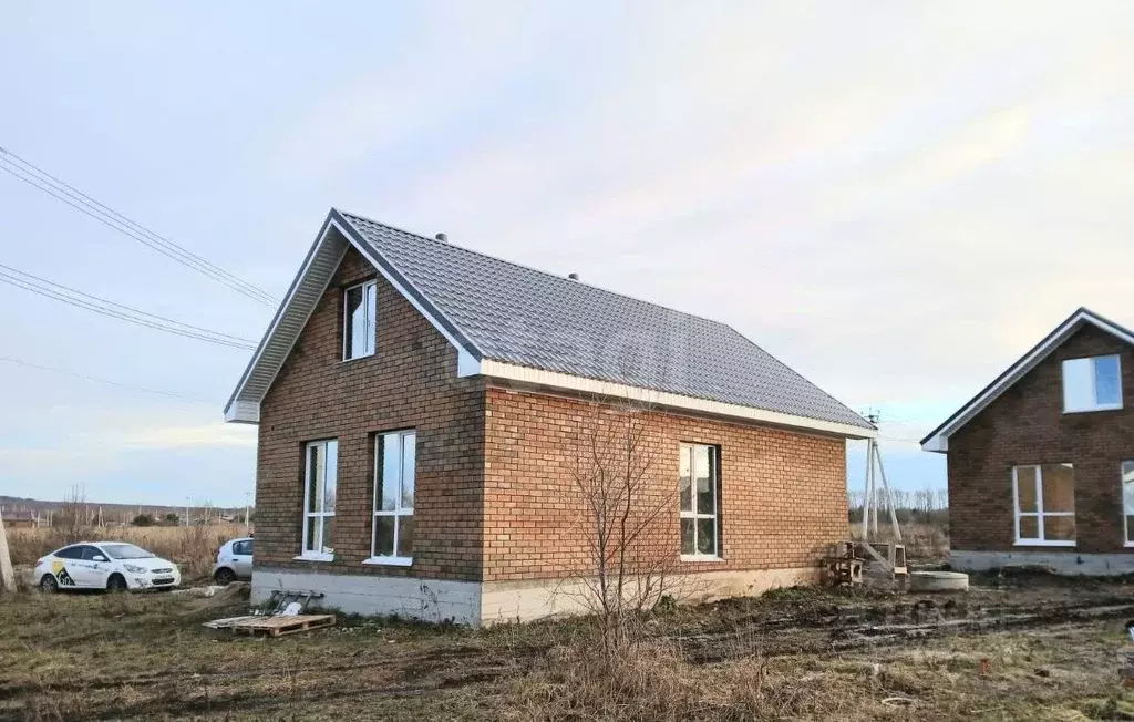 Дом в Башкортостан, Уфимский район, Русско-Юрмашский сельсовет, д. ... - Фото 1