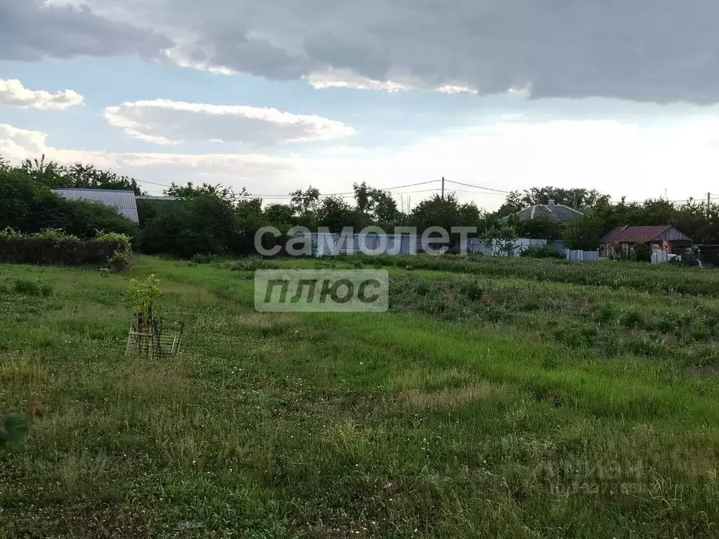 Участок в Белгородская область, Старооскольский городской округ, с. ... - Фото 0