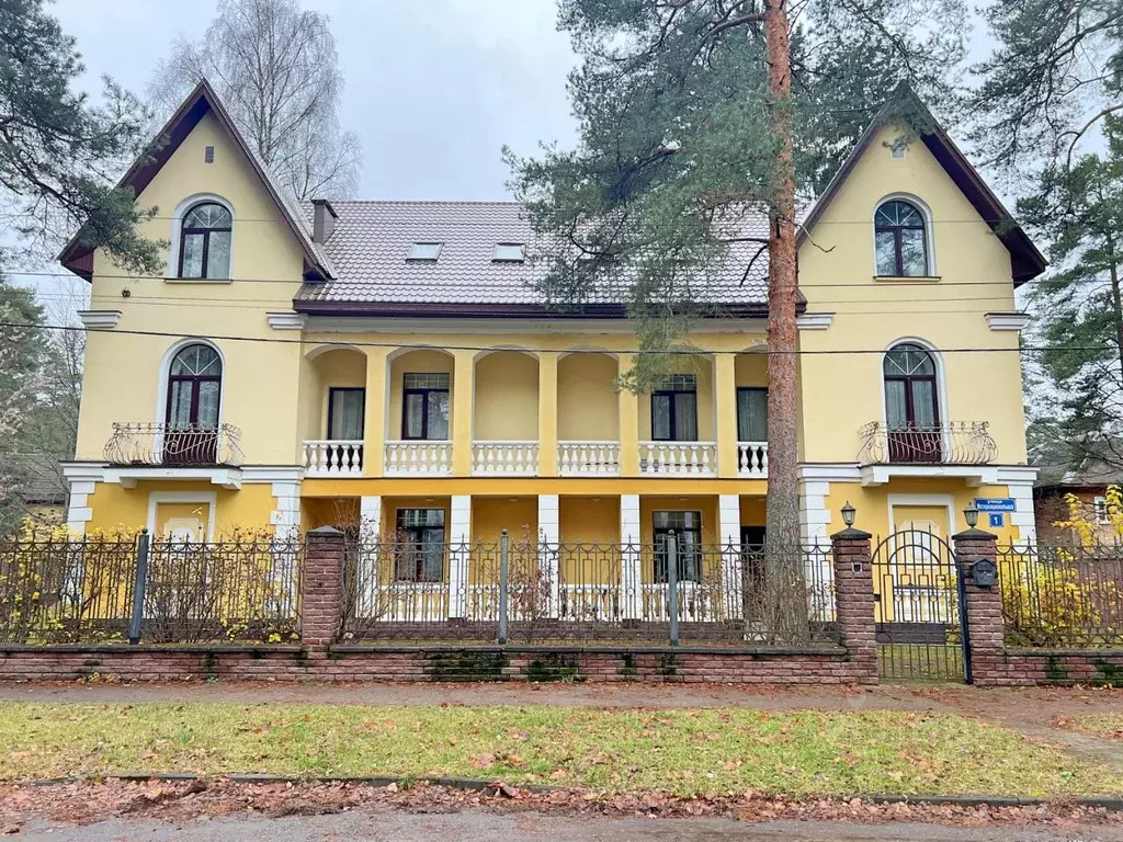 Дом в Московская область, Дубна Интернациональная ул., 1 (520 м) - Фото 0