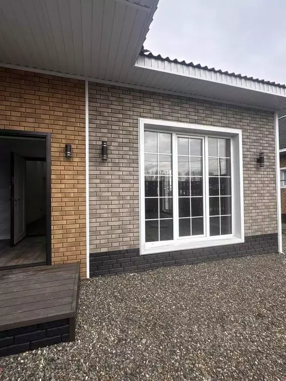 Дом в Хакасия, Усть-Абаканский район, пос. Тепличный ул. 1-я ... - Фото 1