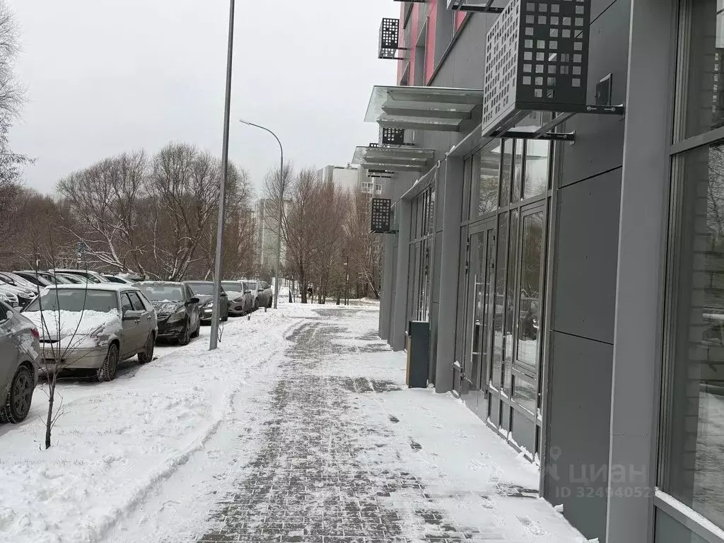 Помещение свободного назначения в Татарстан, Казань ул. Азата ... - Фото 2