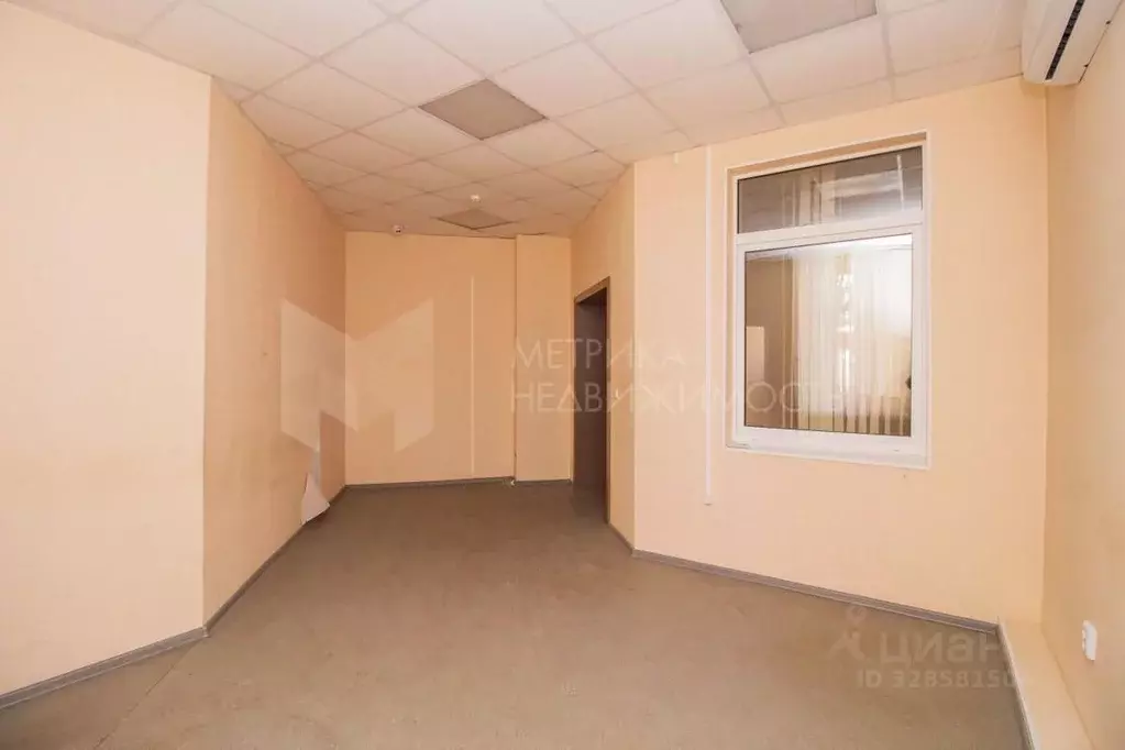 Помещение свободного назначения в Тюменская область, Тюмень ул. ... - Фото 1