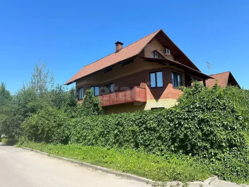 Дом в Москва д. Верхнее Валуево, ул. 4-я Валуевская, 26 (300 м) - Фото 1