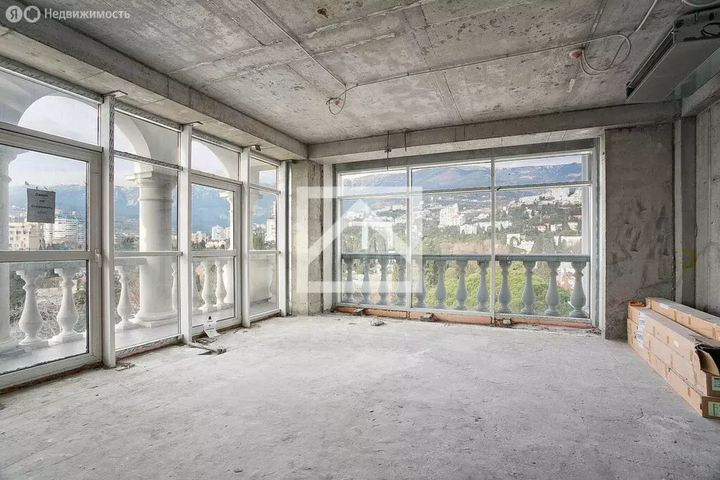 5-комнатная квартира: Ялта, Екатерининская улица, 3 (254 м) - Фото 2