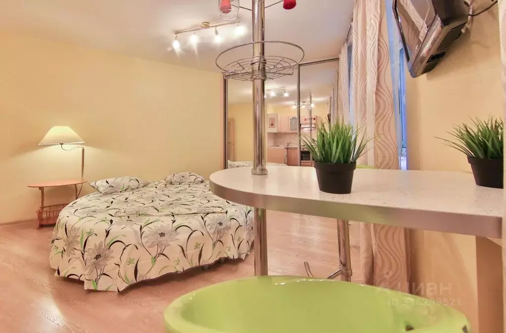 2-к кв. Москва Большой Кондратьевский пер., 4С1 (45.0 м) - Фото 1