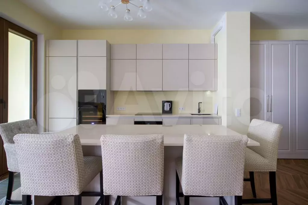 Квартира-студия, 50 м, 2/7 эт. - Фото 0