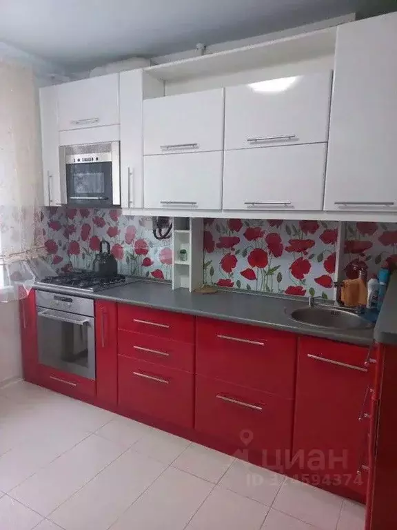 3-к кв. Омская область, Омск Заозерный мкр, просп. Менделеева, 27 ... - Фото 1