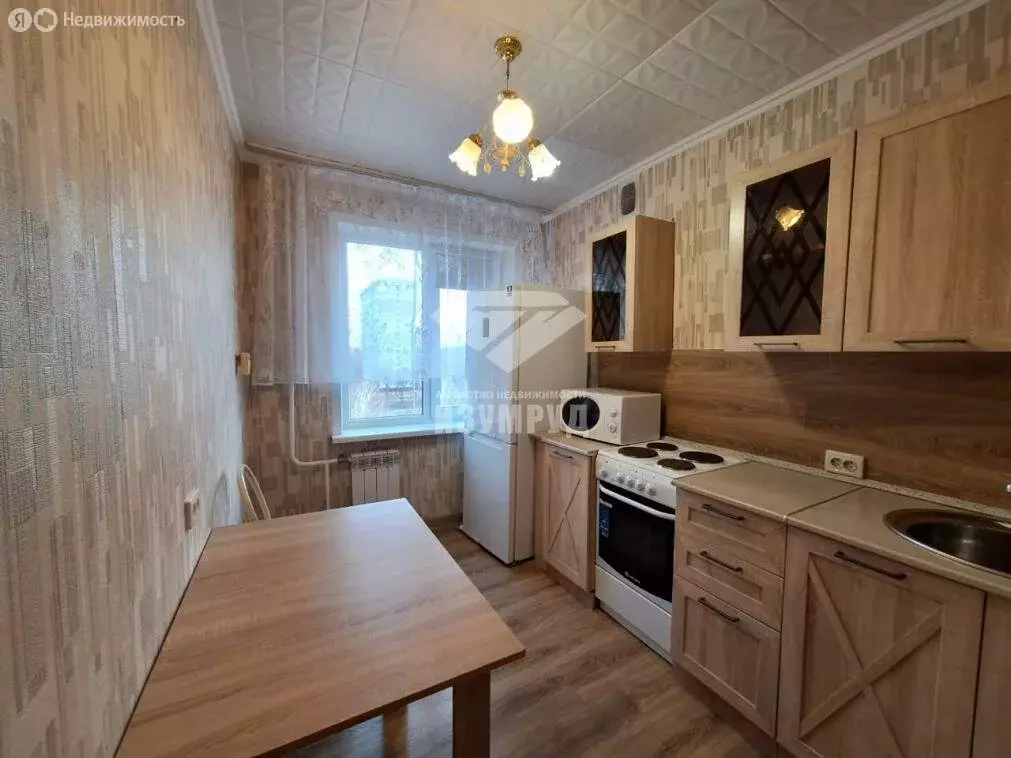 2-комнатная квартира: Кемерово, проспект Ленина, 118А (43 м) - Фото 0