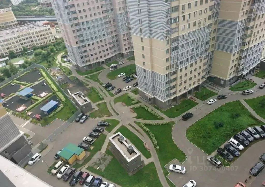 Гараж в Москва ул. Адмирала Лазарева, 63к2 (20 м) - Фото 1