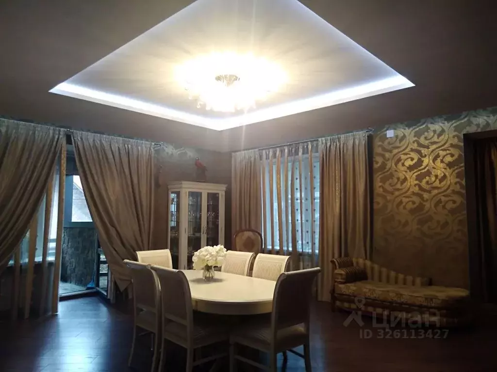 Коттедж в Алтайский край, Белокуриха ул. Славского (275 м) - Фото 1