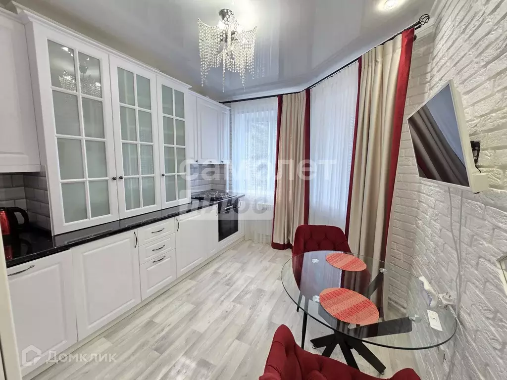Продаётся 2-к квартира, 55.4 м - Фото 0