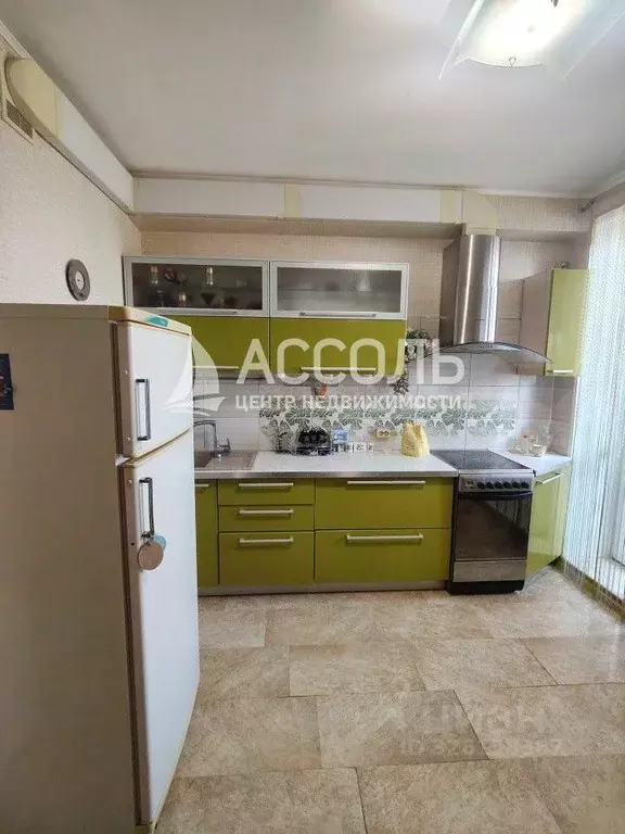 2-к кв. Омская область, Омск бул. М.М. Кузьмина, 1 (57.4 м) - Фото 2