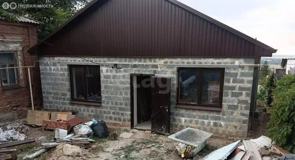 Дом в Новочеркасск, улица Фрунзе (110 м) - Фото 1