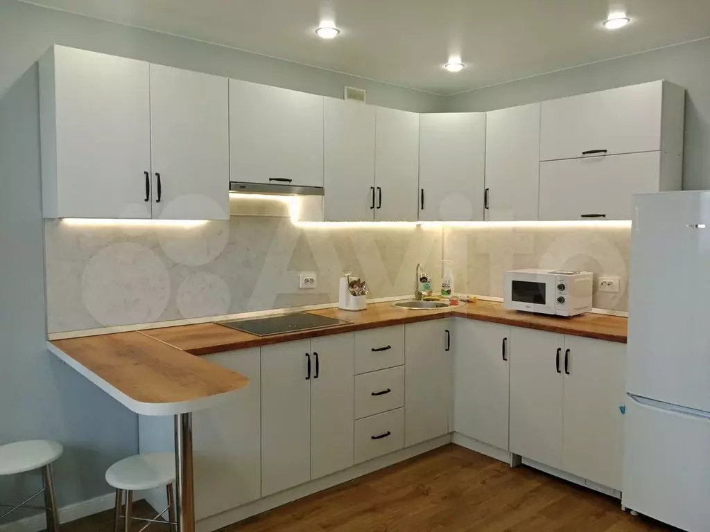 1-к. квартира, 40 м, 3/14 эт. - Фото 0