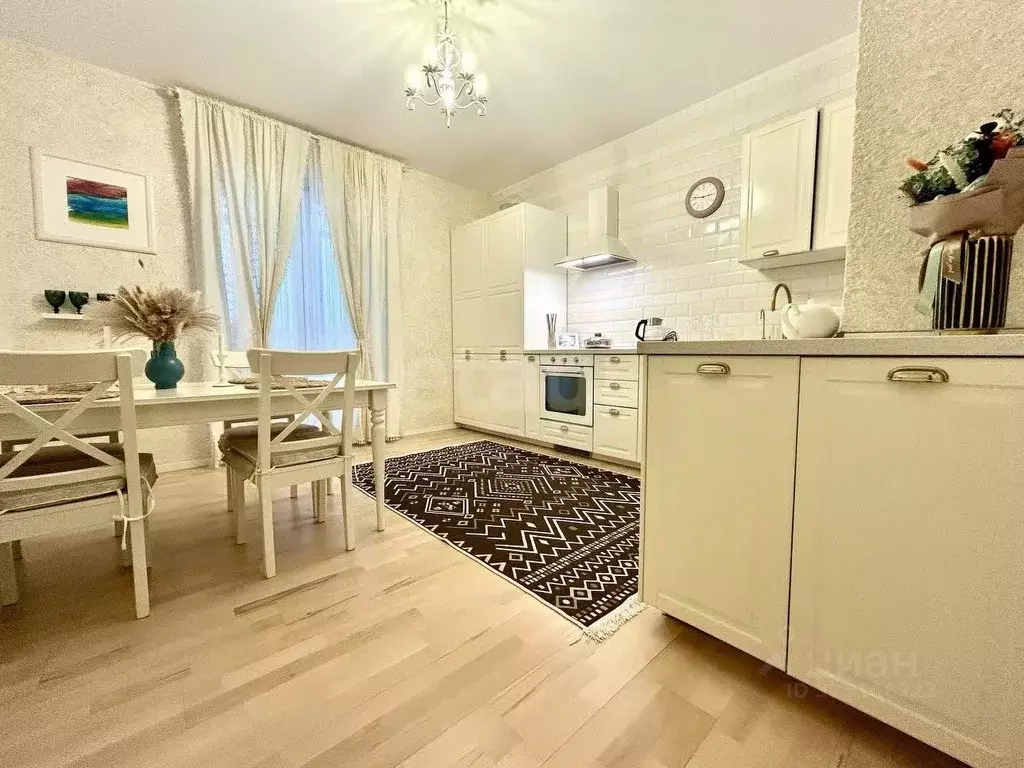 3-к кв. Татарстан, Казань ул. Генерала Ерина, 13к1 (86.0 м) - Фото 1