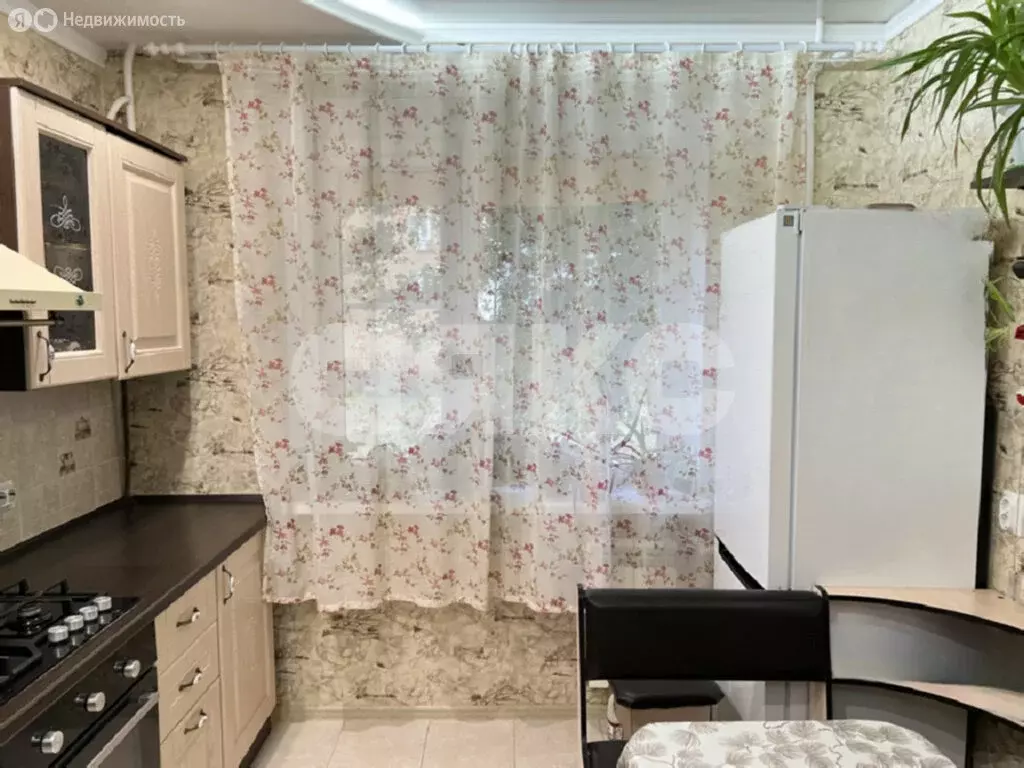 3-комнатная квартира: Анапа, улица Ленина, 219 (66 м) - Фото 2