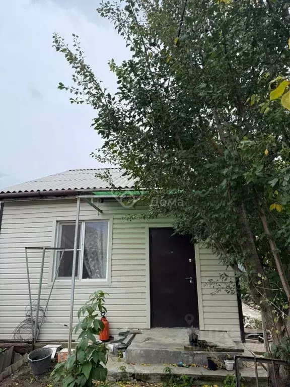 Дом в Волгоградская область, Волгоград ул. Руднева (108 м) - Фото 1