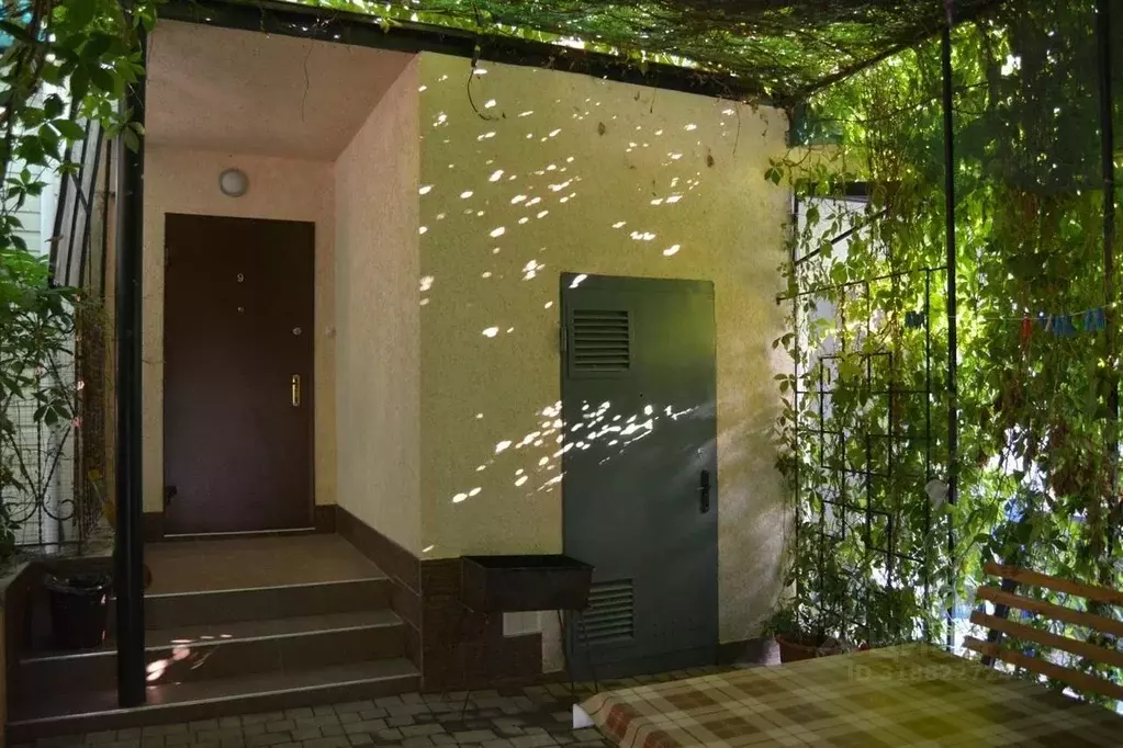 Дом в Крым, Евпатория пер. Лукичева, 5 (100 м) - Фото 1