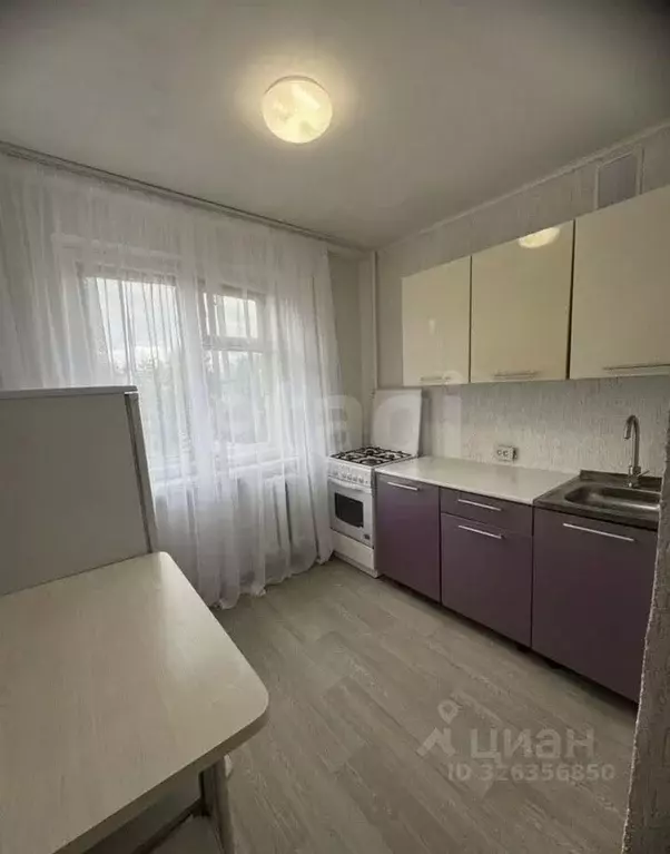 2-к кв. Тюменская область, Тюмень Ямская ул., 104 (45.0 м) - Фото 0