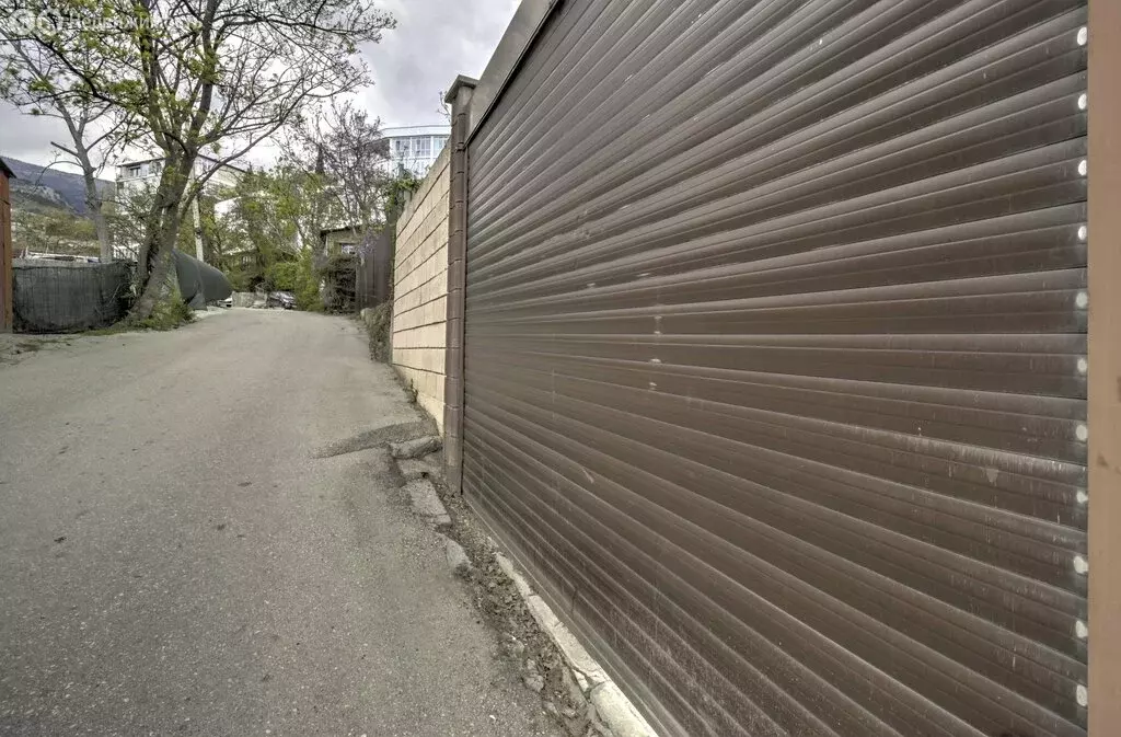 Дом в Ялта, улица Аверкина, 8 (206.4 м) - Фото 1