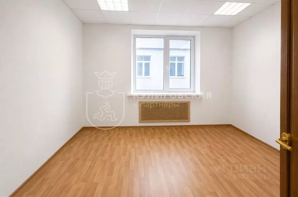 Офис в Свердловская область, Екатеринбург ул. Искровцев, 40 (14 м) - Фото 2