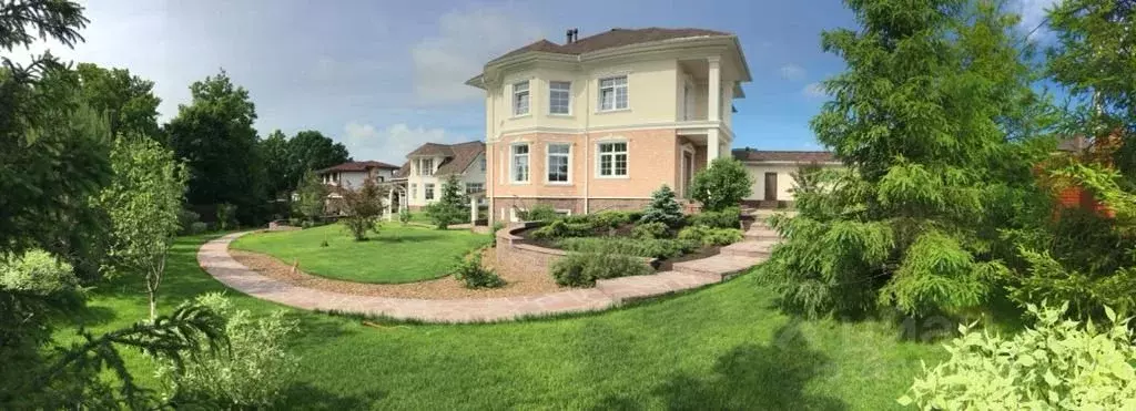Коттедж в Башкортостан, Иглинский район, с. Акбердино  (250 м) - Фото 1