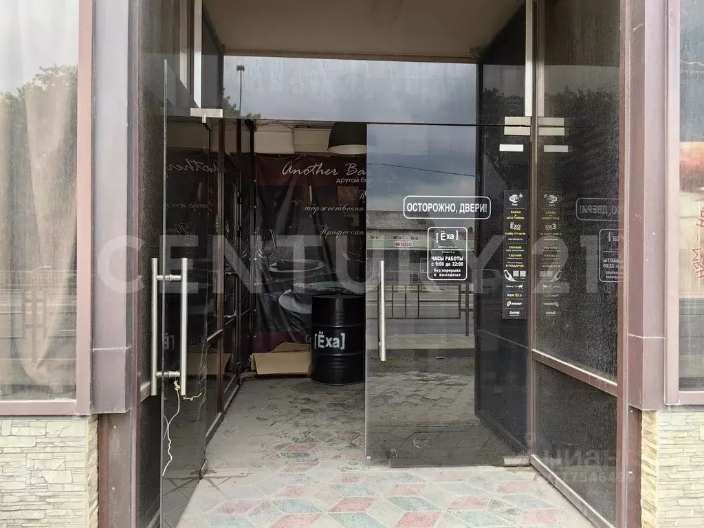 Торговая площадь в Адыгея, Тахтамукайский район, Энем пгт ул. Перова, ... - Фото 1