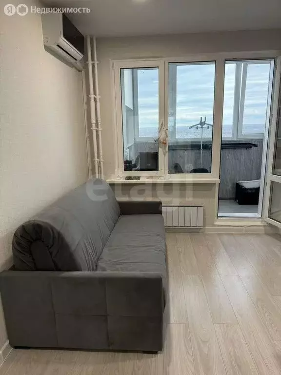 Квартира-студия: Придорожный, микрорайон Южный Город, Губернаторская ... - Фото 0