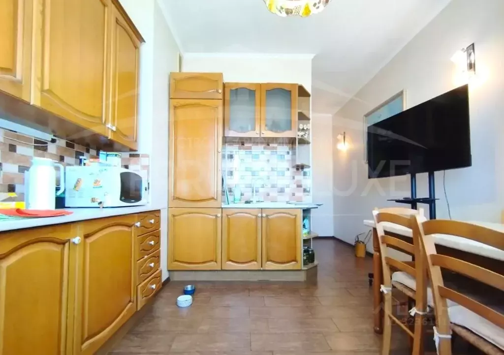 2-к кв. Севастополь просп. Победы, 2А (71.0 м) - Фото 2