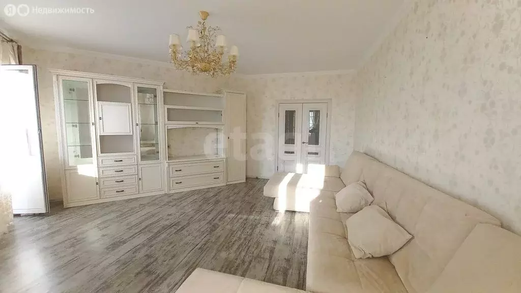 2-комнатная квартира: Анапа, Промышленная улица, 2 (85.6 м) - Фото 0