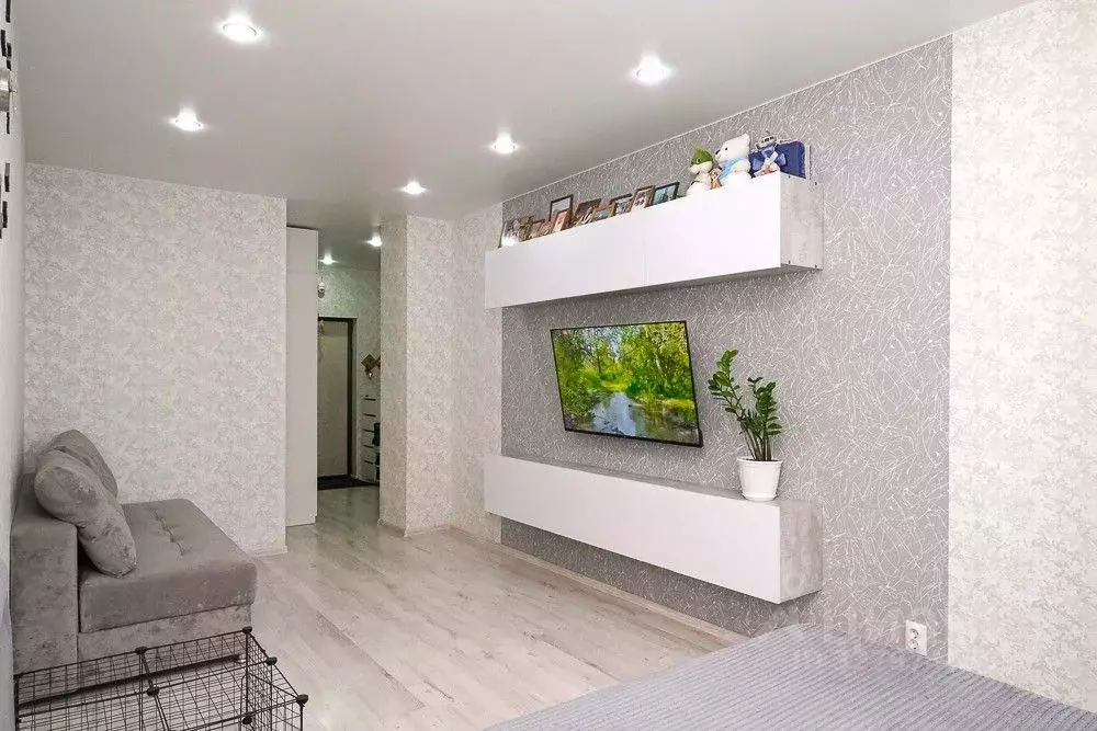 1-к кв. Омская область, Омск ул. 70 лет Октября, 3 (39.9 м) - Фото 1