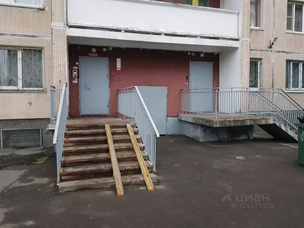 Офис в Санкт-Петербург ул. Коммуны, 32к2 (13 м) - Фото 2