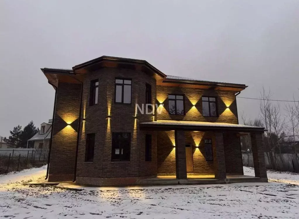 Дом в Москва Кокошкино дп, ул. Московская, 24 (330 м) - Фото 0