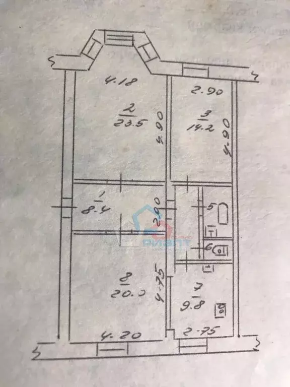 3-к кв. Омская область, Омск ул. Пушкина, 136 (84.0 м) - Фото 1