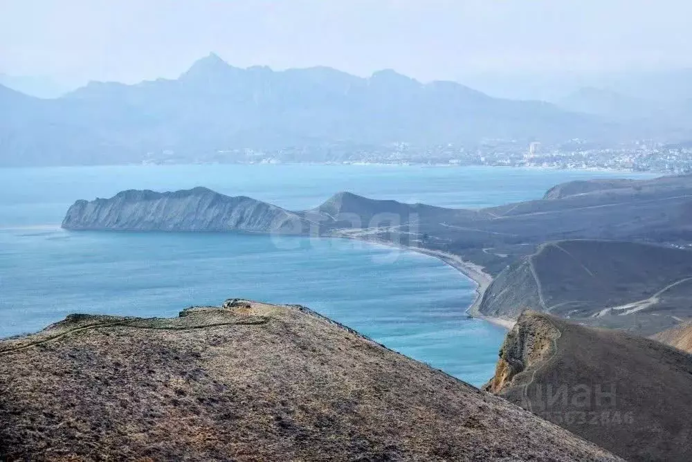 Участок в Крым, Феодосия муниципальный округ, Орджоникидзе пгт ул. ... - Фото 1