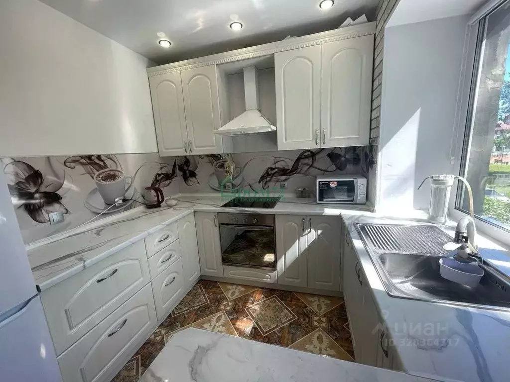 2-к кв. Тюменская область, Тобольск ул. Семена Ремезова, 3А (59.2 м) - Фото 1