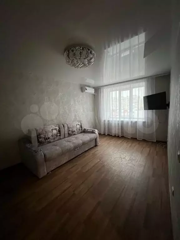 1-к. квартира, 40 м, 5/10 эт. - Фото 0
