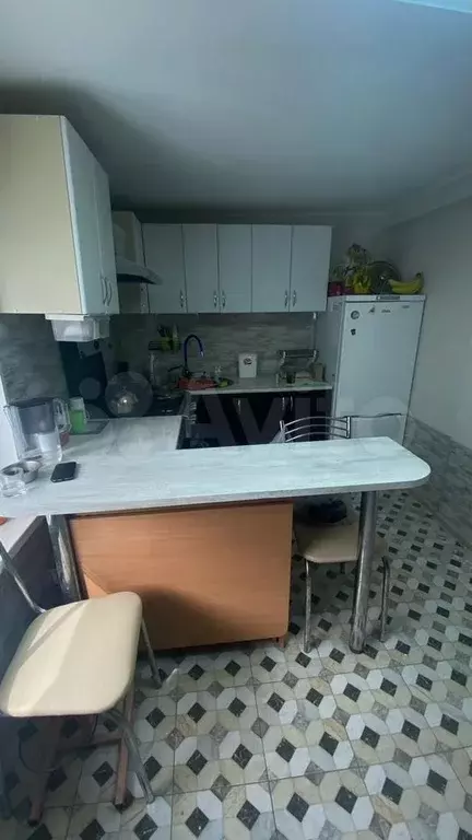 3-к. квартира, 50 м, 1/1 эт. - Фото 0
