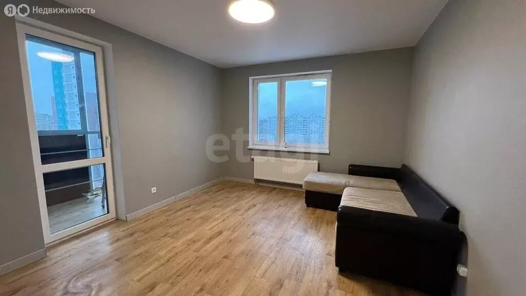 1-комнатная квартира: Пермь, улица Строителей, 37 (41 м) - Фото 1